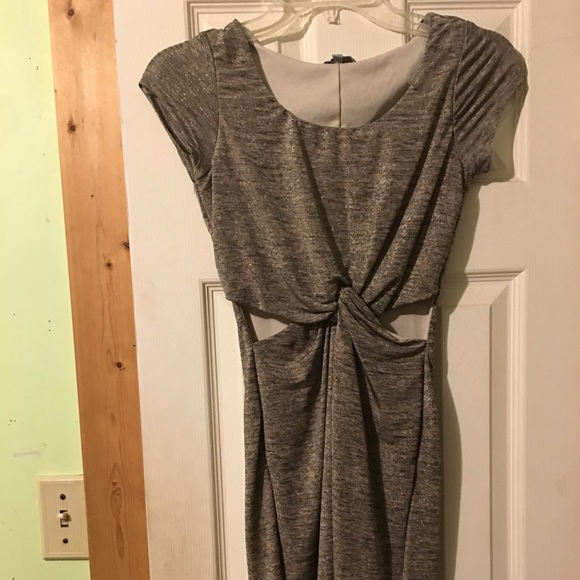 Cut out dress - Picture 1 of 3